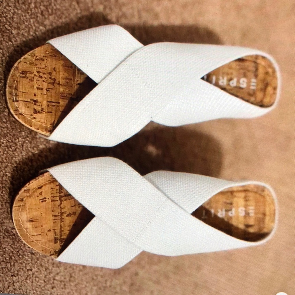 NWOT Esprit wedge heels